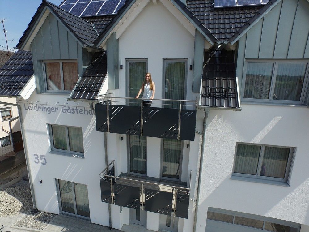 Leidringer Gaestehaus Gmbh Rosenfeld Экстерьер фото
