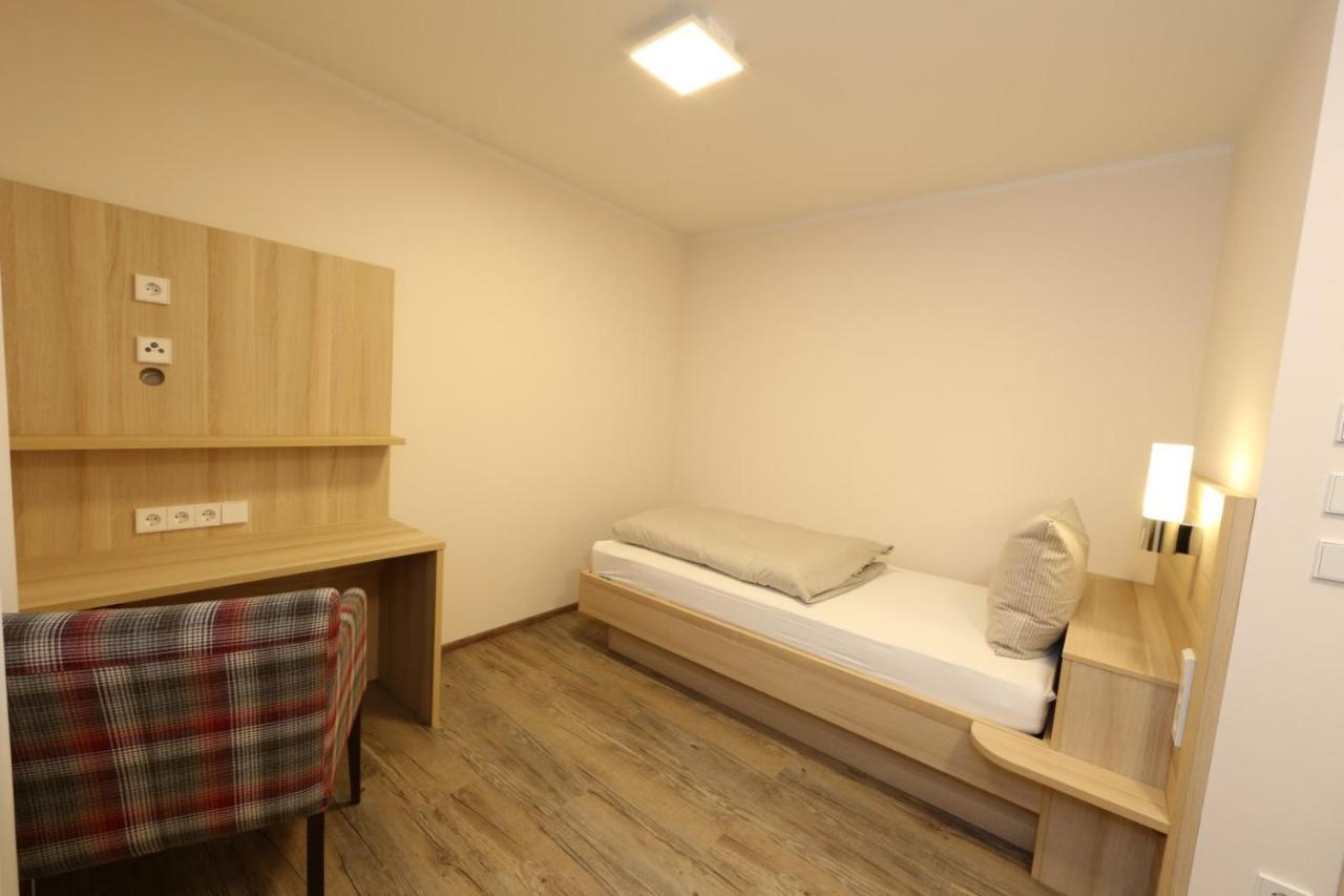 Leidringer Gaestehaus Gmbh Rosenfeld Экстерьер фото